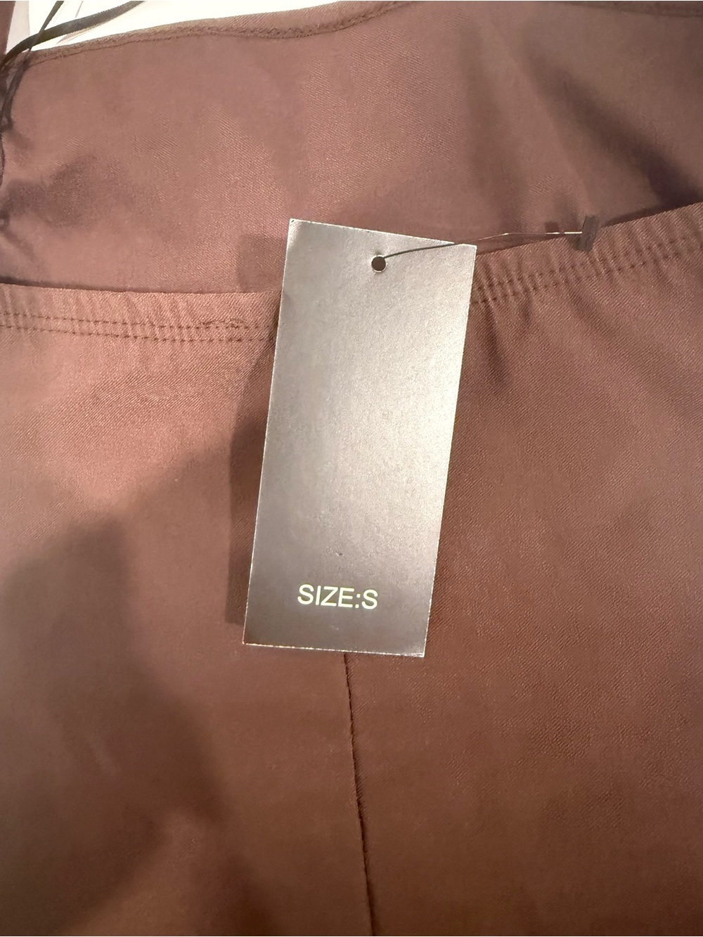 Brown One-Shoulder Ruched Tank Top - Picture 3 of 4